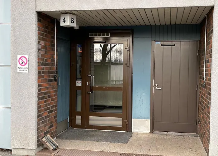 Kotimaailma Annikintie 公寓 *